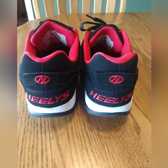 Heelys - Picture 2 of 6